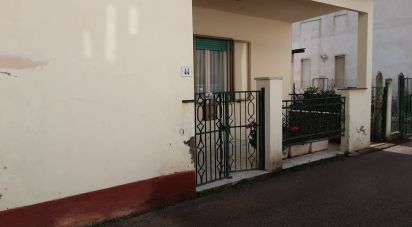 Town house 6 rooms of 100 sq m in Giulianova (64021)