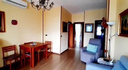 Three-room apartment of 80 m² in Omegna (28887)