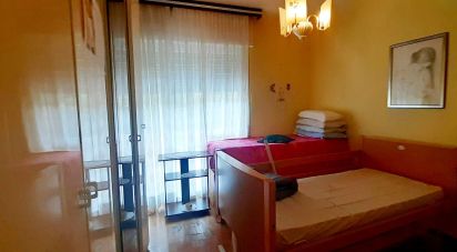 Three-room apartment of 80 m² in Omegna (28887)