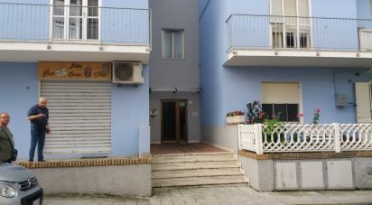 Apartment 7 rooms of 95 sq m in Falconara Marittima (60015)