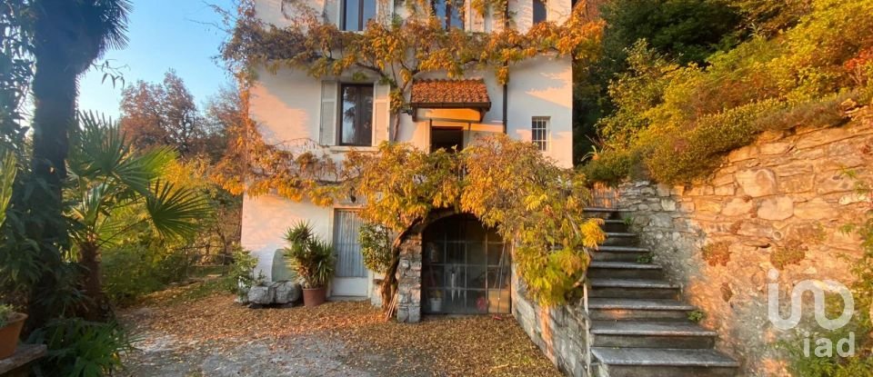 Villa storica 0 locali di 250 m² in Como (22100)