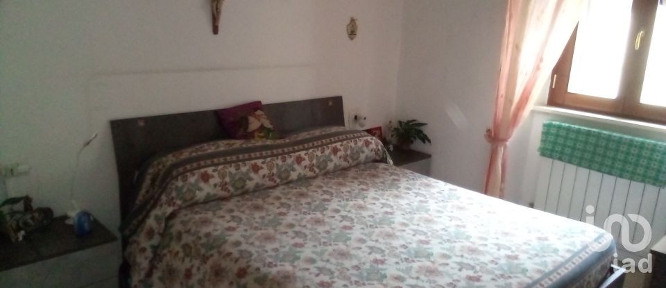 House 8 rooms of 118 m² in Porto San Giorgio (63822)