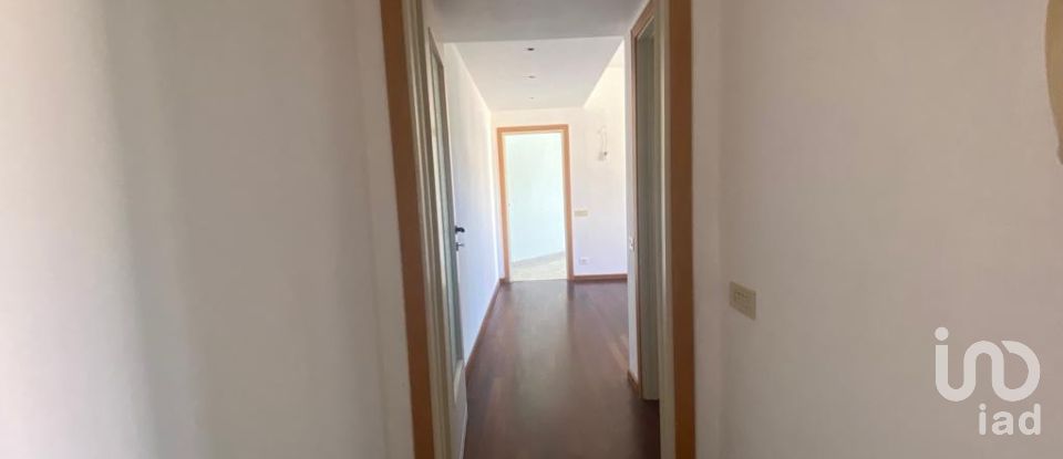Apartment 0 rooms of 70 m² in Varese (21100)