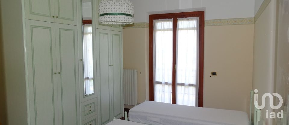 Casa indipendente / Villa 10 locali di 270 m² in Fermo (63900)