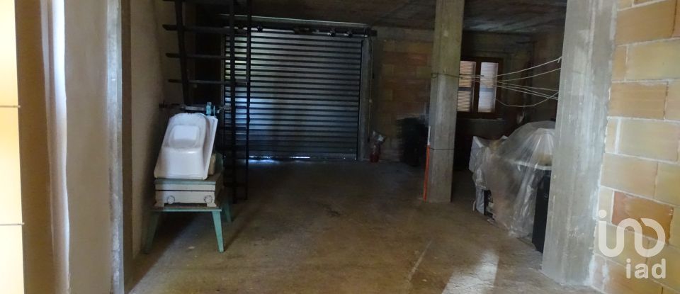 Casa indipendente / Villa 10 locali di 270 m² in Fermo (63900)