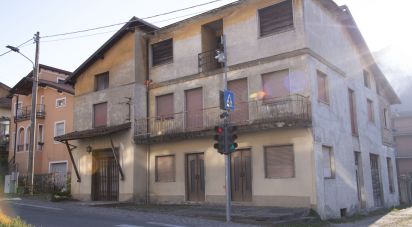 House 11 rooms of 500 m² in Berzo Inferiore (25040)