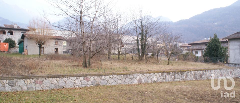 Building land of 720 sq m in Berzo Inferiore (25040)