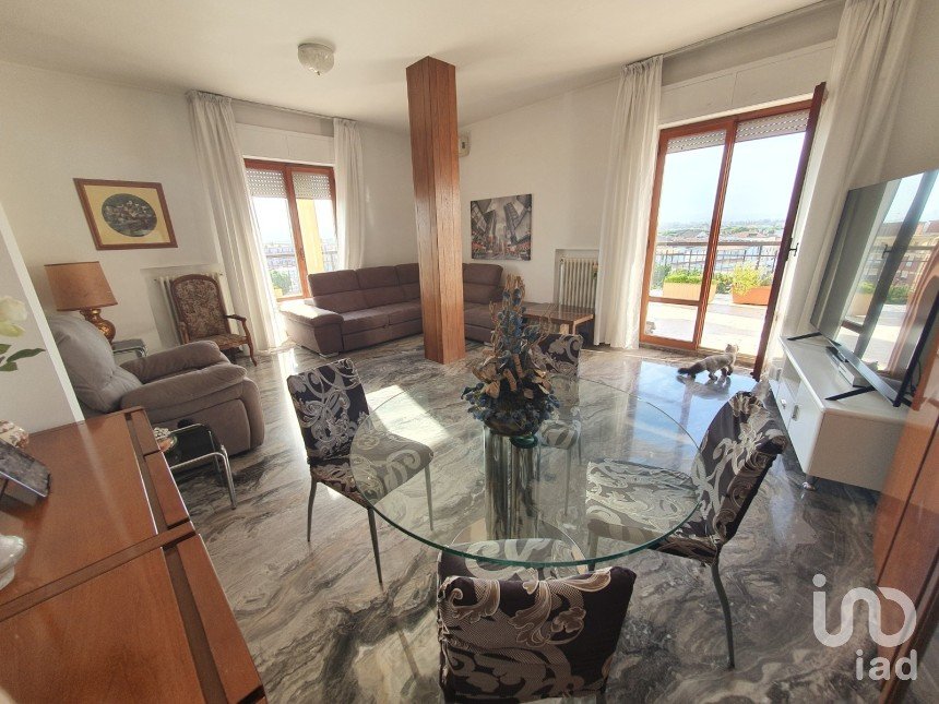 Loft 5 rooms of 190 m² in Civitanova Marche (62012)