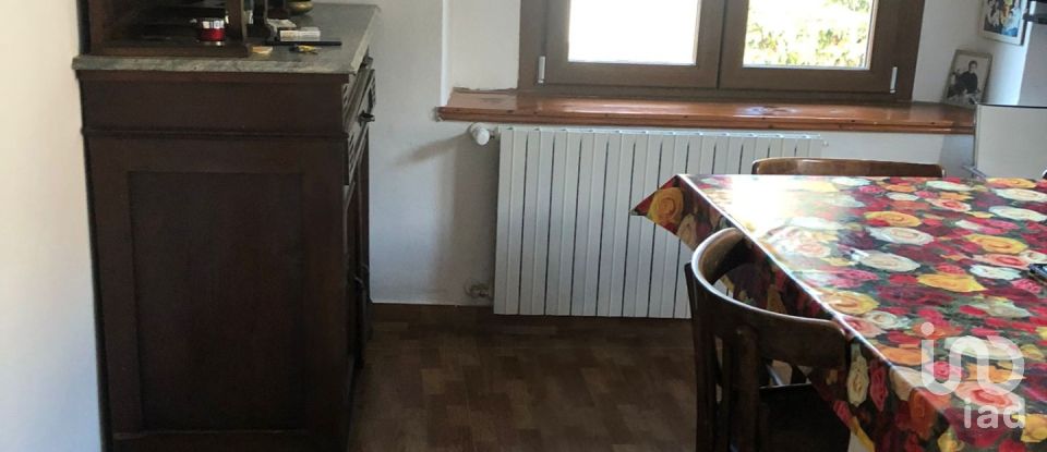 Apartment 8 rooms of 148 sq m in Castiglione d'Intelvi (22023)