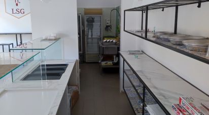 Shop / premises commercial of 60 sq m in Pineto (64025)