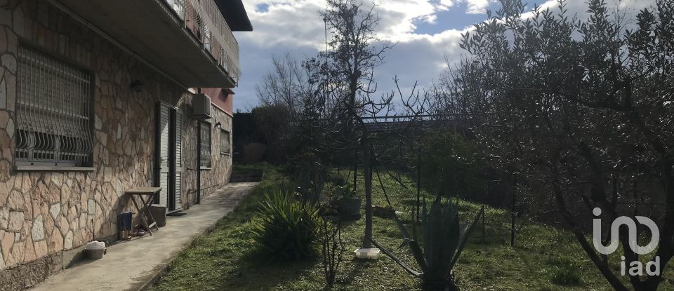 Casa indipendente / Villa 0 locali di 400 m² in Fermo (63900)