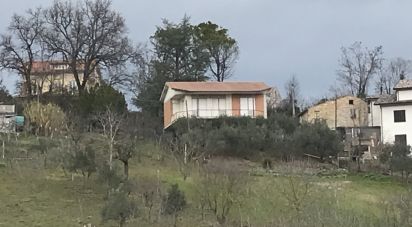 House/villa 6 rooms of 150 sq m in Falerone (63837)