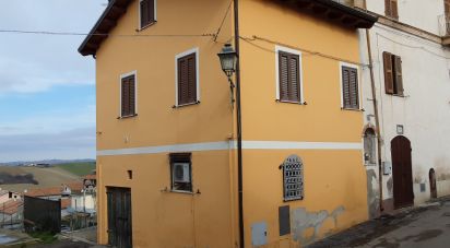 Casa indipendente / Villa 4 locali di 104 m² in Atri (64032)