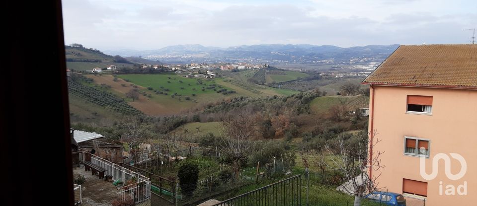 Casa indipendente / Villa 4 locali di 104 m² in Atri (64032)