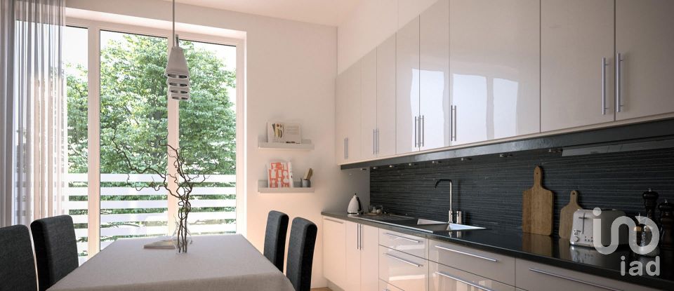 Three-room apartment of 108 m² in Milano (20128)