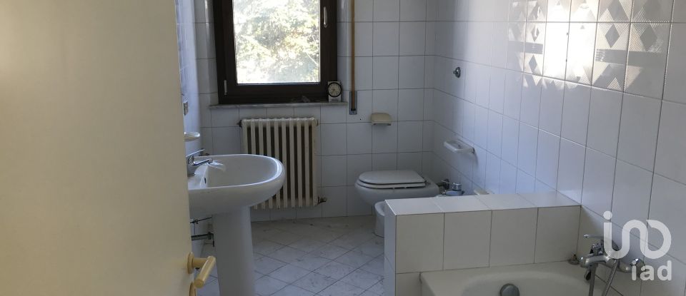 Casa indipendente / Villa 9 locali di 200 m² in Sant'Elpidio a Mare (63811)