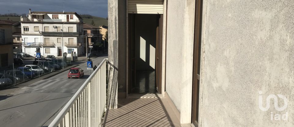 Casa indipendente / Villa 9 locali di 200 m² in Sant'Elpidio a Mare (63811)