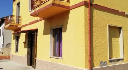 House/villa 12 rooms of 250 sq m in Falconara Marittima (60015)