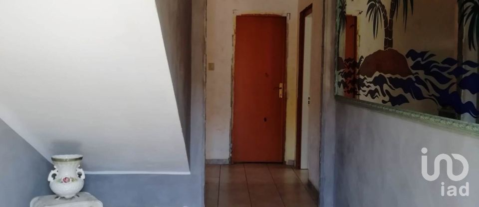 House 12 rooms of 250 m² in Falconara Marittima (60015)