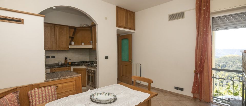 Apartment 5 rooms of 73 m² in Bargagli (16021)