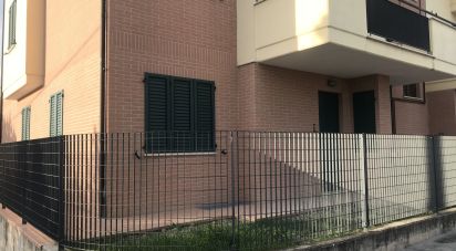 Apartment 5 rooms of 100 sq m in Rapagnano (63831)