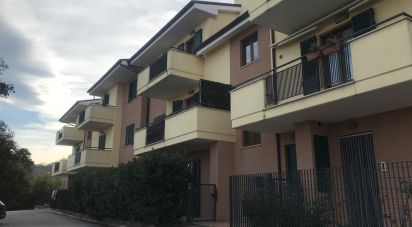 Appartamento 6 locali di 130 m² a Rapagnano (63831)