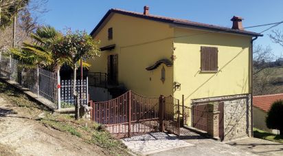 Casa 4 locali di 114 m² in Pietralunga (06026)
