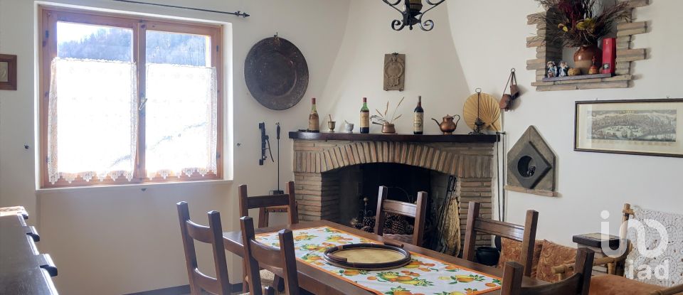 House 4 rooms of 114 m² in - (06026)