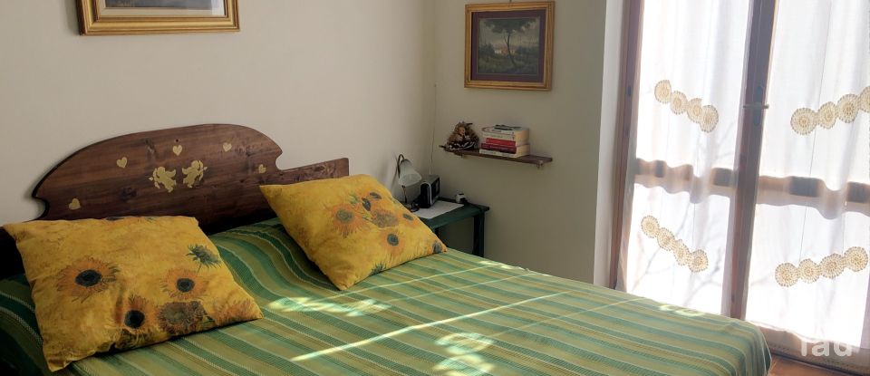 House 4 rooms of 114 m² in - (06026)