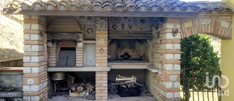 House 4 rooms of 114 m² in - (06026)