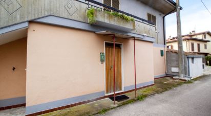 Four-room apartment of 106 m² in Morro d'Oro (64020)