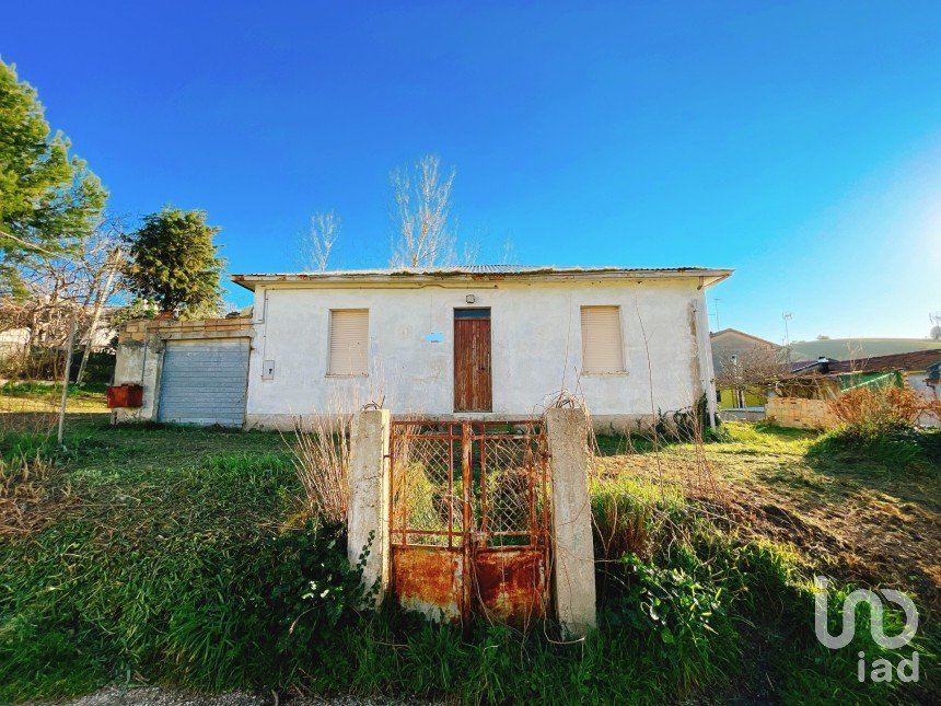 Casa 5 locali di 111 m² in Senigallia (60019)