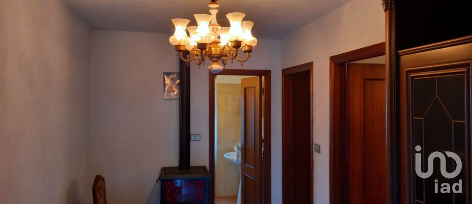 Apartment 6 rooms of 45 sq m in Varese Ligure (19020)
