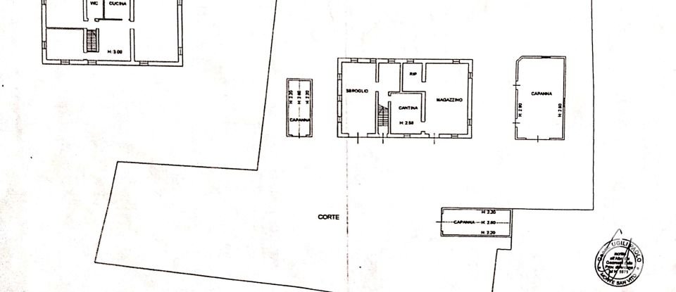 Casa indipendente 9 locali di 221 m² in Monsano (60030)