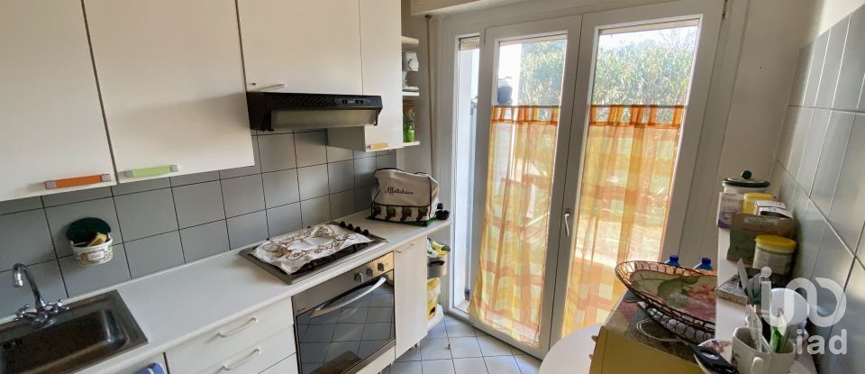 Apartment 8 rooms of 169 m² in Angera (21021)