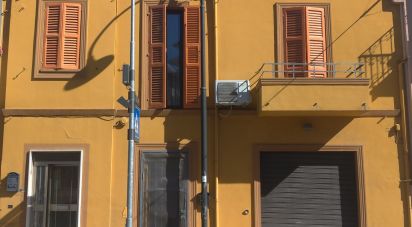 Palazzo / Stabile 11 locali di 150 m² a Spoltore (65010)
