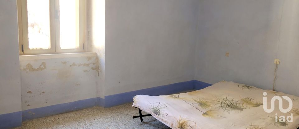 Casa di paese 4 locali di 90 m² in Cagli (61043)