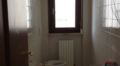 Apartment 5 rooms of 140 sq m in Rapagnano (63831)