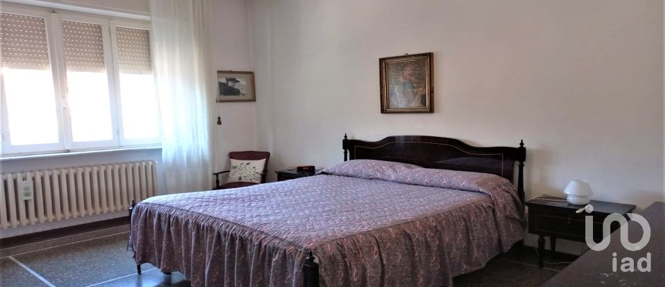 Apartment 7 rooms of 145 sq m in Senigallia (60019)