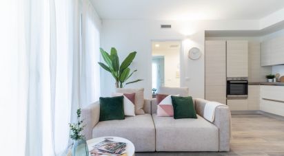 Three-room apartment of 104 m² in Milano (20151)
