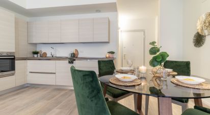 Three-room apartment of 104 sq m in Milano (20151)