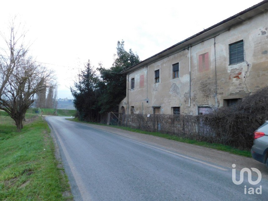 Rustico 16 locali di 550 m² in Castelfiorentino (50051)