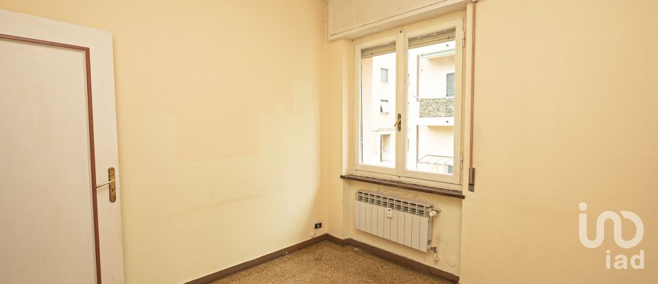 Four-room apartment of 64 m² in Genova (16144)