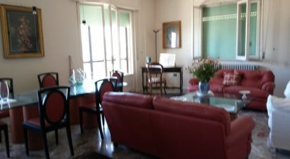 Quadrilocale di 210 m² a Silvi (64028)