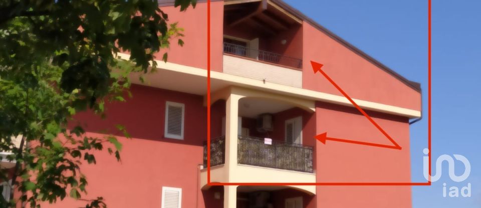 Apartment 7 rooms of 120 sq m in Mosciano Sant'Angelo (64023)
