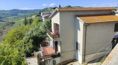 Casa indipendente / Villa 6 locali di 180 m² in Ponzano di Fermo (63845)