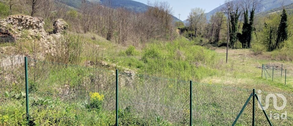 Rustico 0 locali di 240 m² in Urbania (61049)