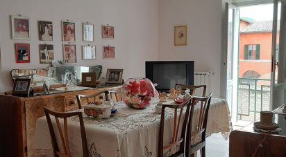 Apartment 6 rooms of 128 m² in Foligno (06034)