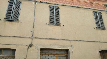 Apartment 10 rooms of 972 sq m in Montalto delle Marche (63068)