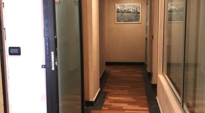 Laboratorio di 121 m² in Genova (16149)